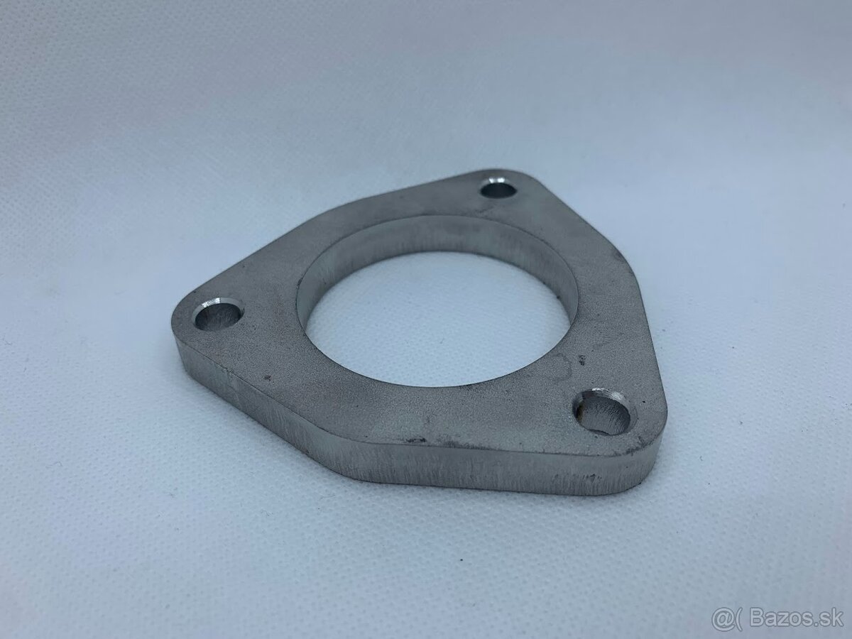 Příruba na výfuk 1756 a 2260 - 2