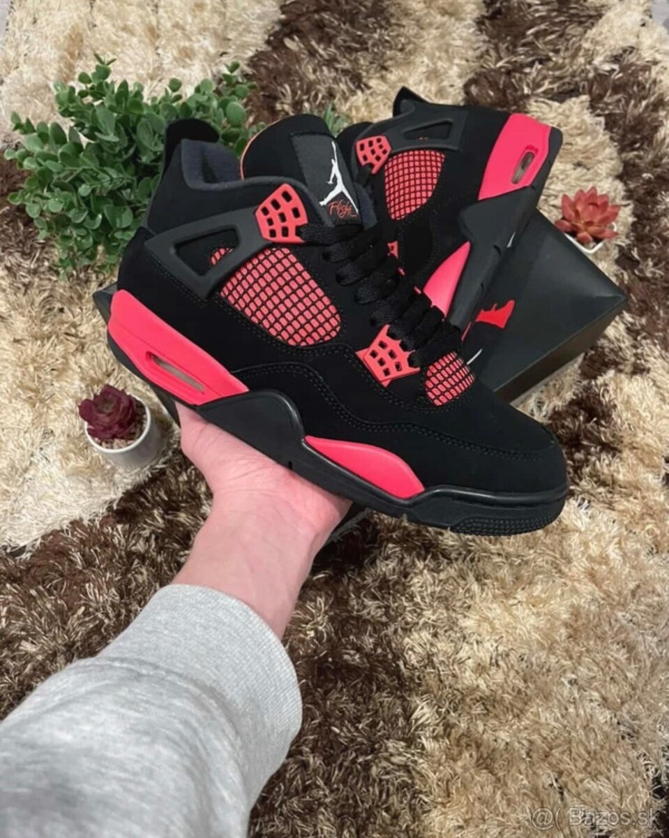 Jordan 4 RETRO Red - 2