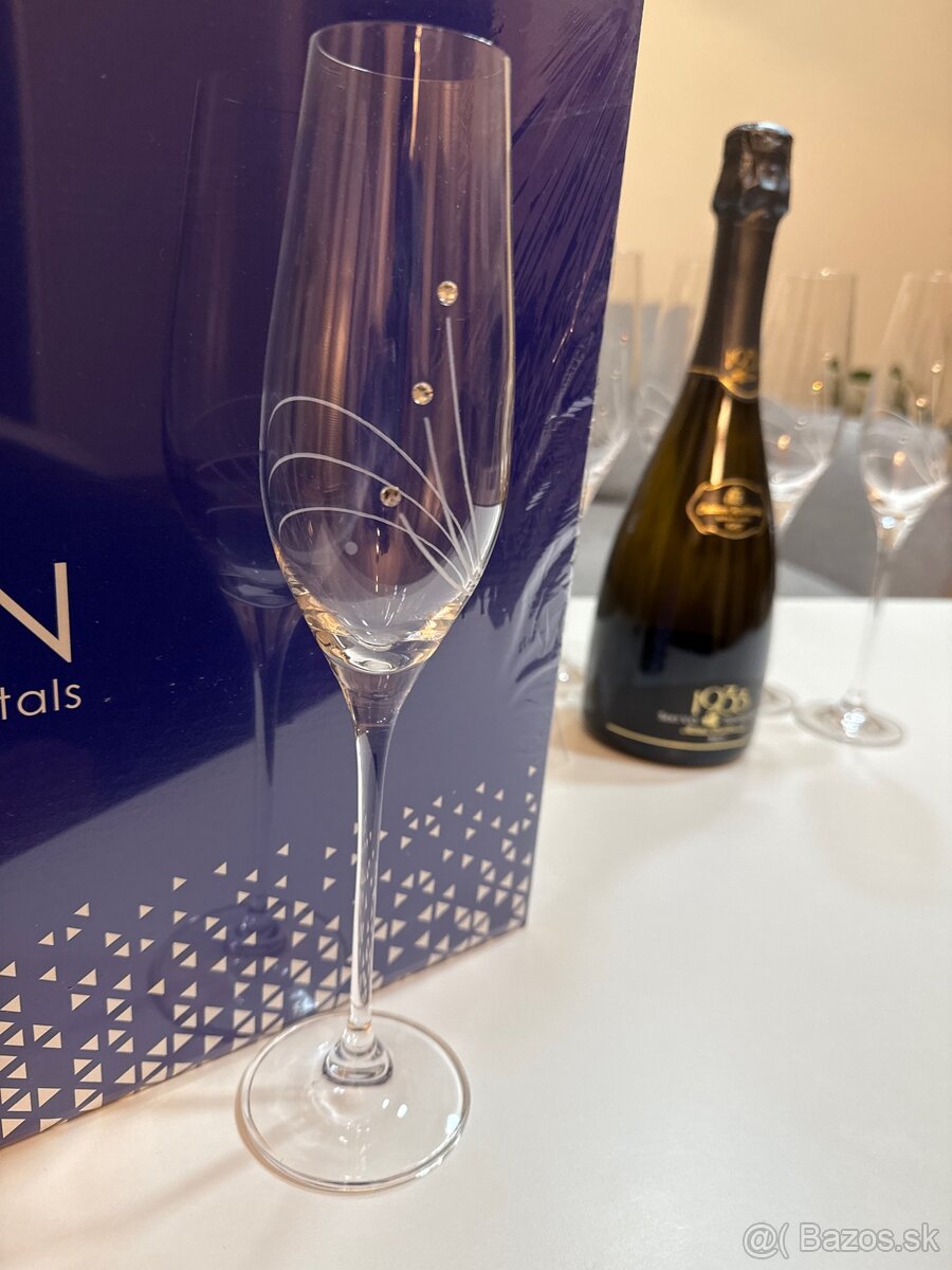 N O V É Predám Swarovski pohare na šampanské - 2