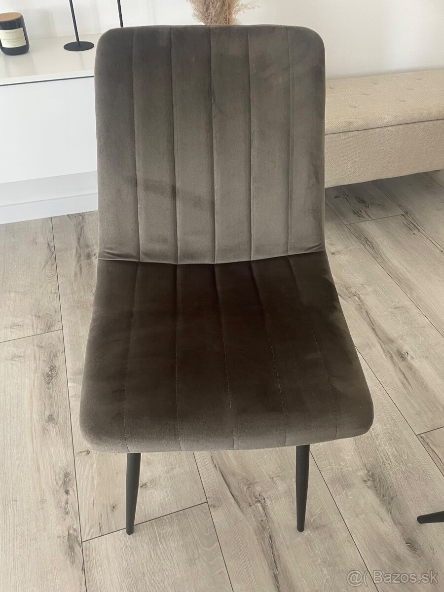 Jedalenske stolicky - 2