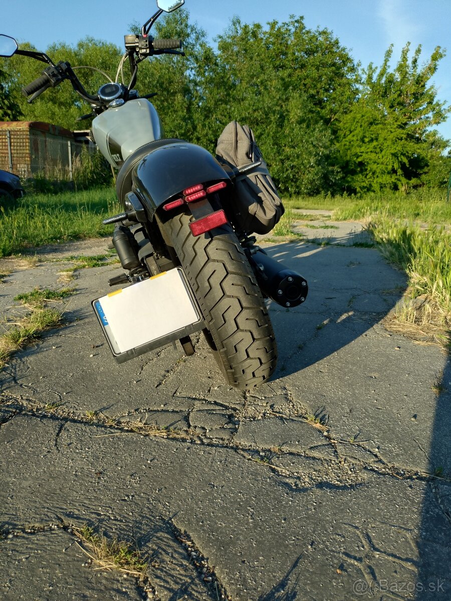 Yamaha XV 950 Bolt - 2