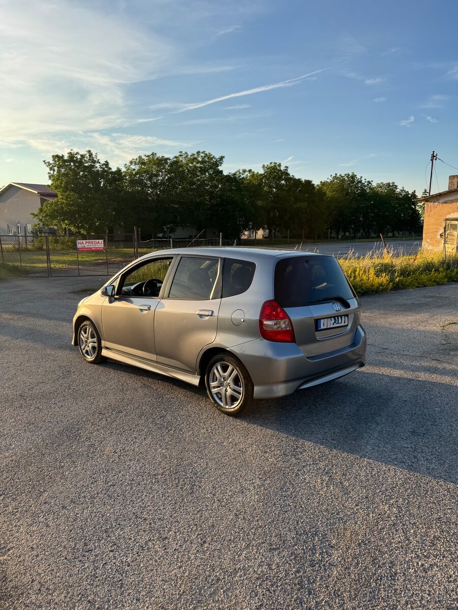 Honda jazz - 2