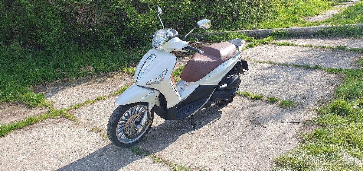 Piaggio Beverly - 2