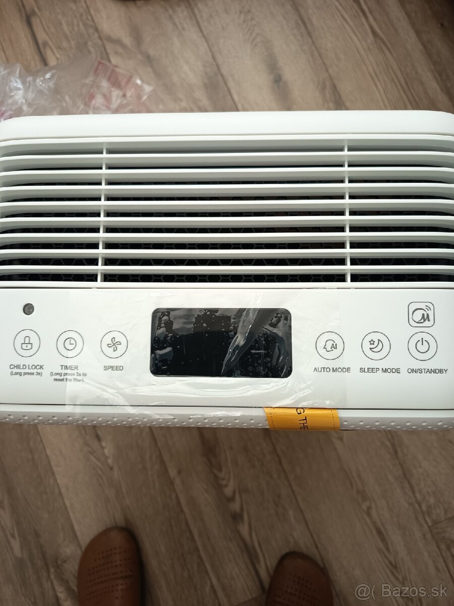 Nové.Ne pouzivazelny.Midea cisticka bzduchu. - 2