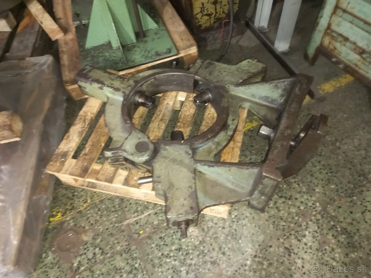 Ruský sústruh typ: 165 - 2