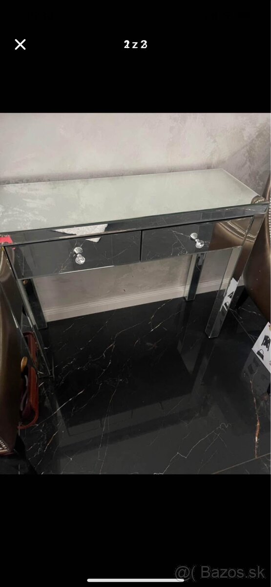 ZrkadlovA komoda - 2