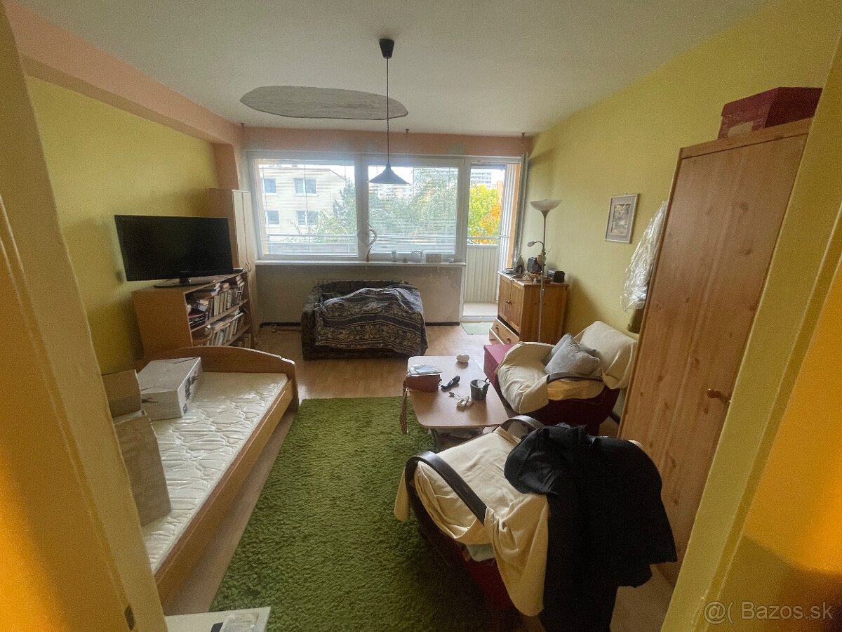 Garsónka Dubravka - 2