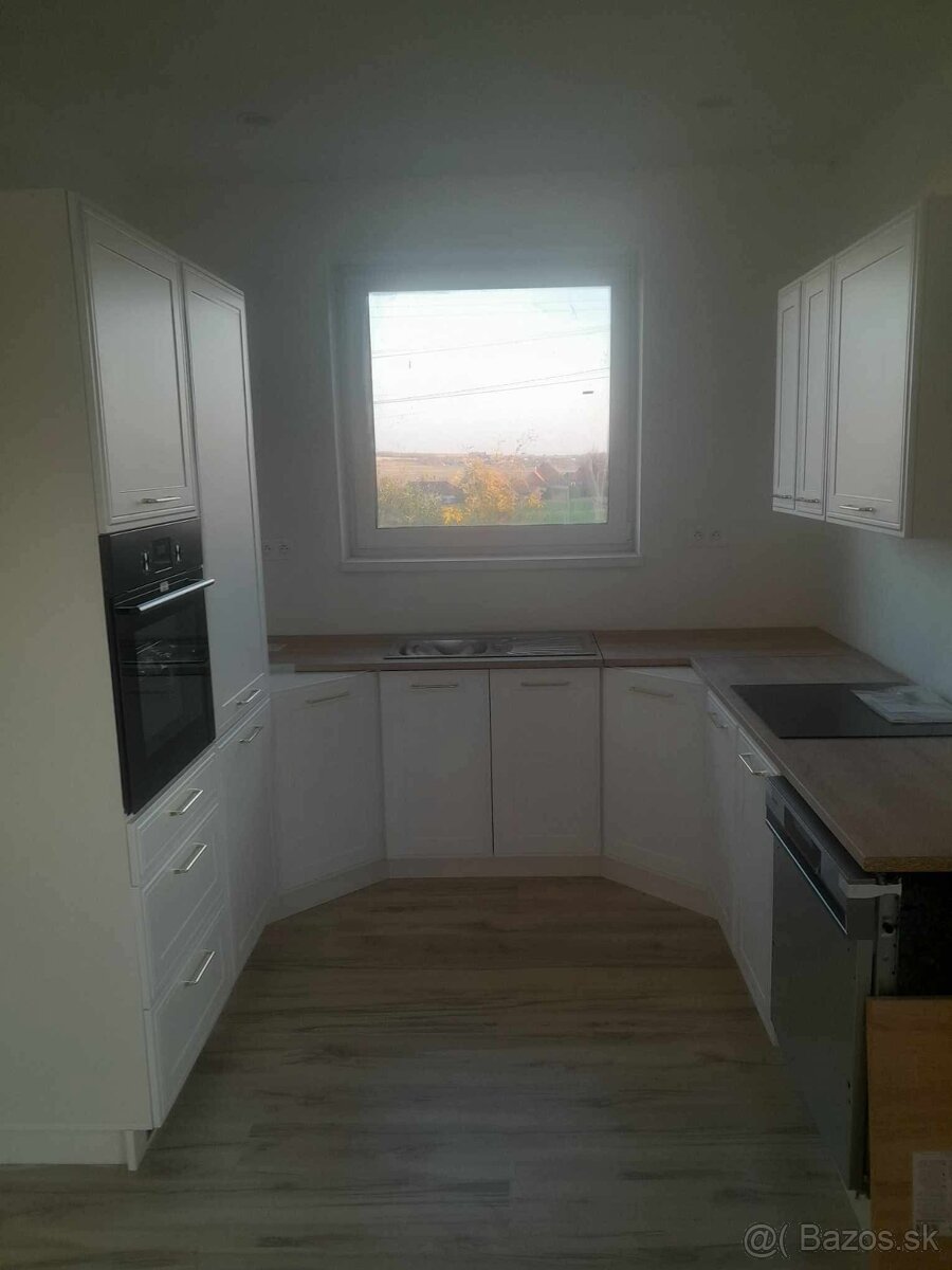 Preprava a montáž nabytku - 2