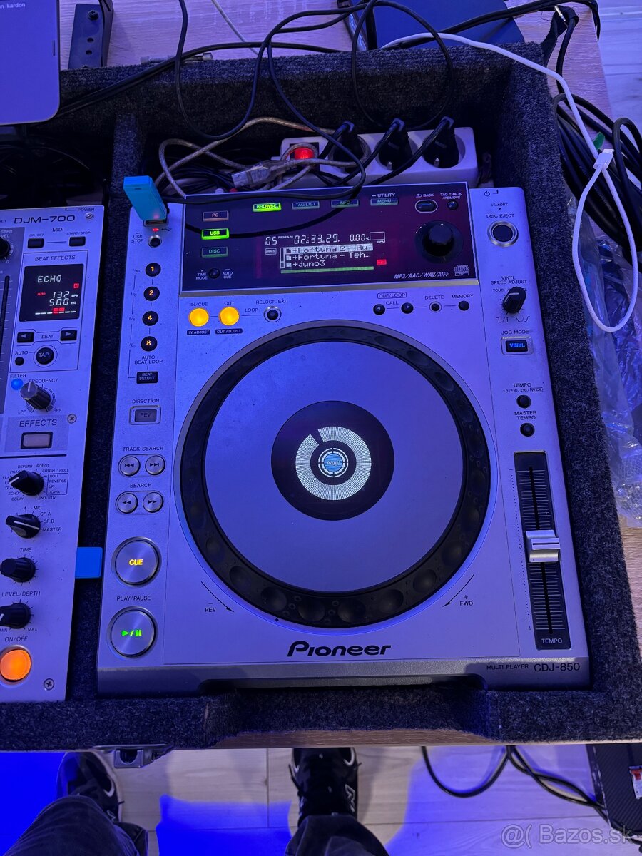 Predám pioneer CDJ 850 2ks dj mix 700 - 2