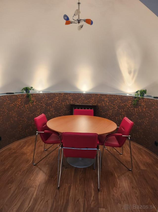 Prenájom – priestranný podkrovný byt v centre mesta - 2