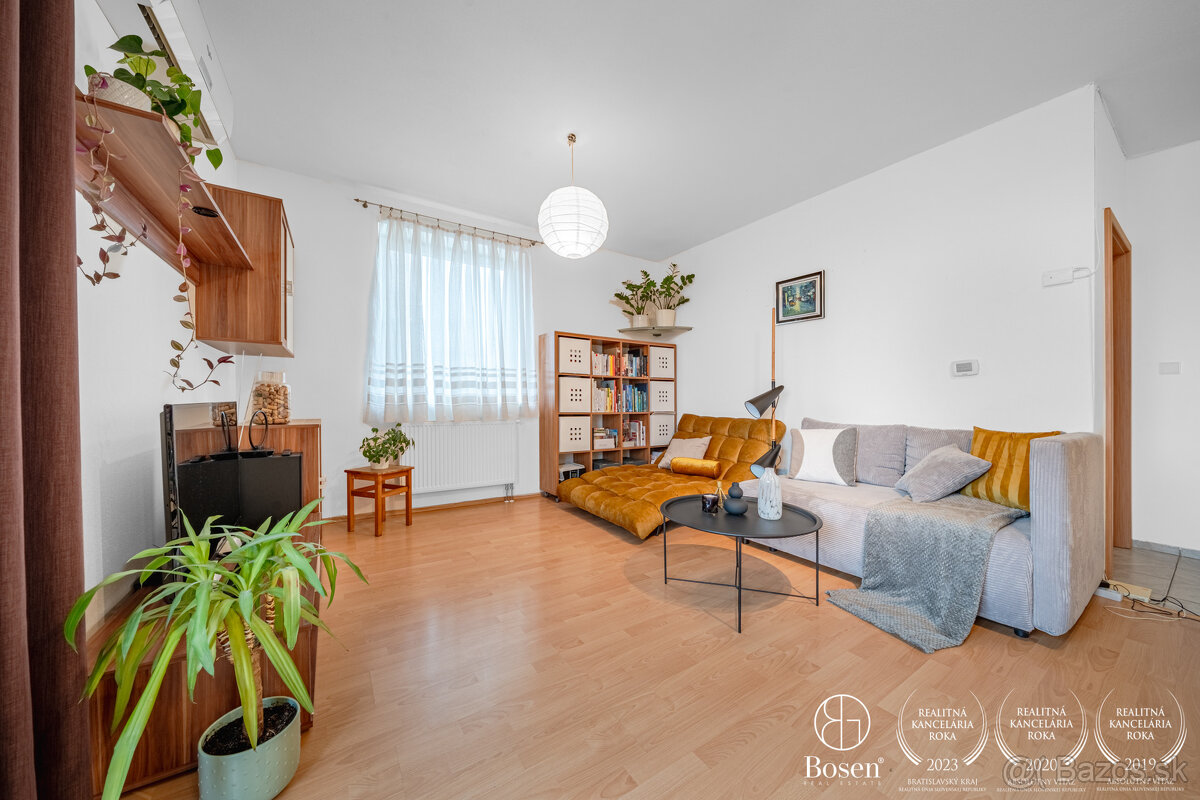 BOSEN | 3- izbový priestranný byt Budatínska ulica - Petržal - 2