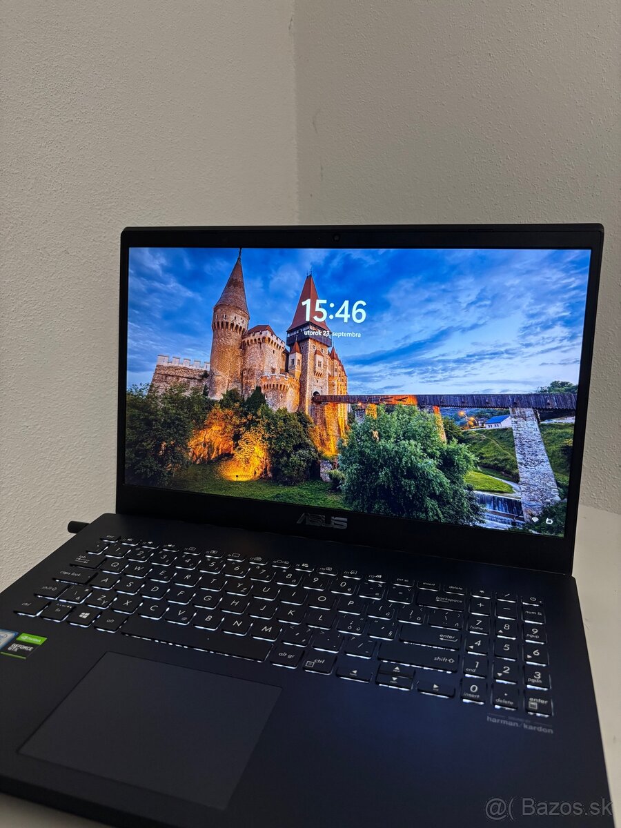 Asus VivoBook - 2