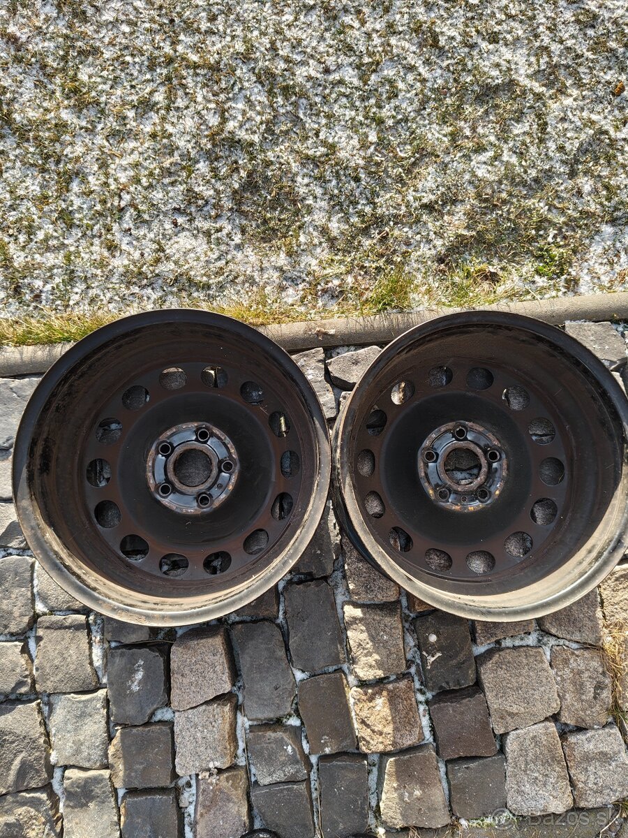 Predám 2 použité plechové disky 6,5J x 16 ET46 - 2