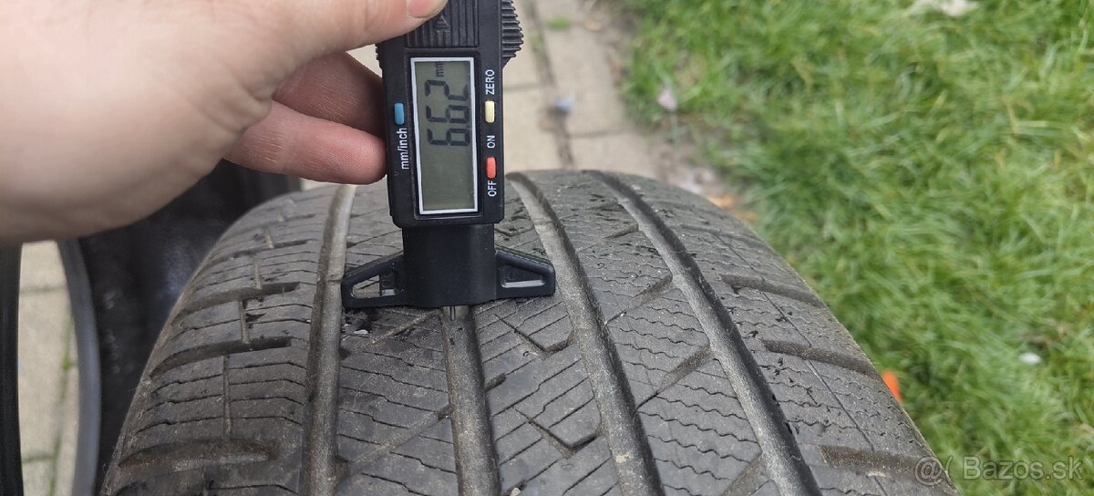 Celoročné Vredestein Quatrac Pro 235/50/19 99V - 2