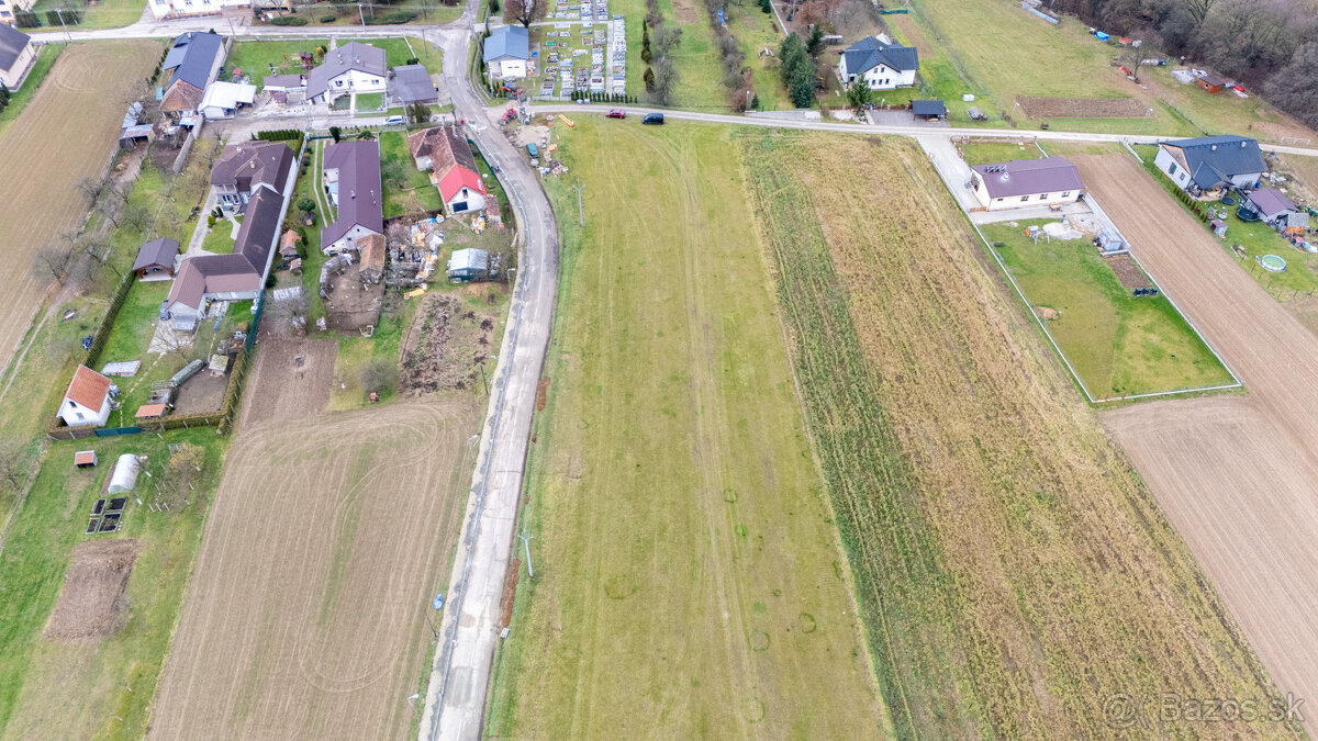 Na predaj pozemok v Pochabanoch - 2