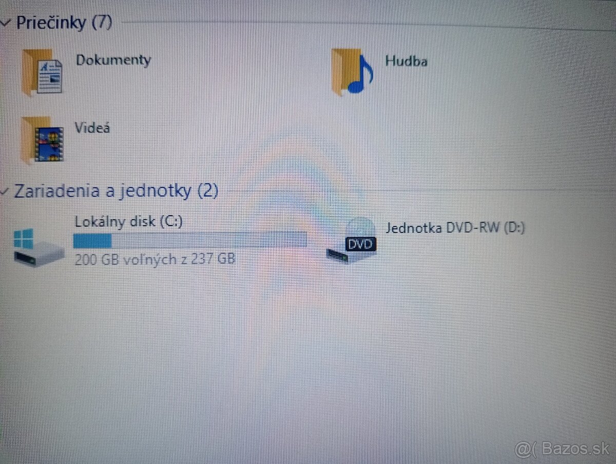 predám notebook Dell Inspiron - Intel core i5 -8gb ram - ssd - 2