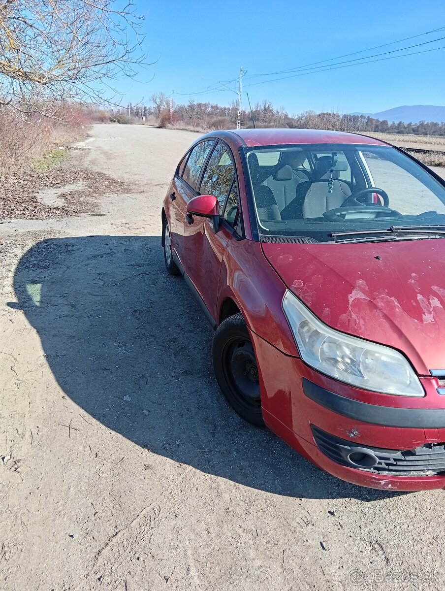 Predám Citroen C4 1.6 benzín - 2
