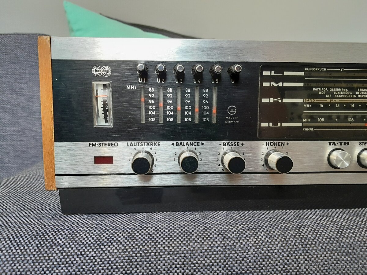 Vintage Grundig RTV 380 Receiver - 2