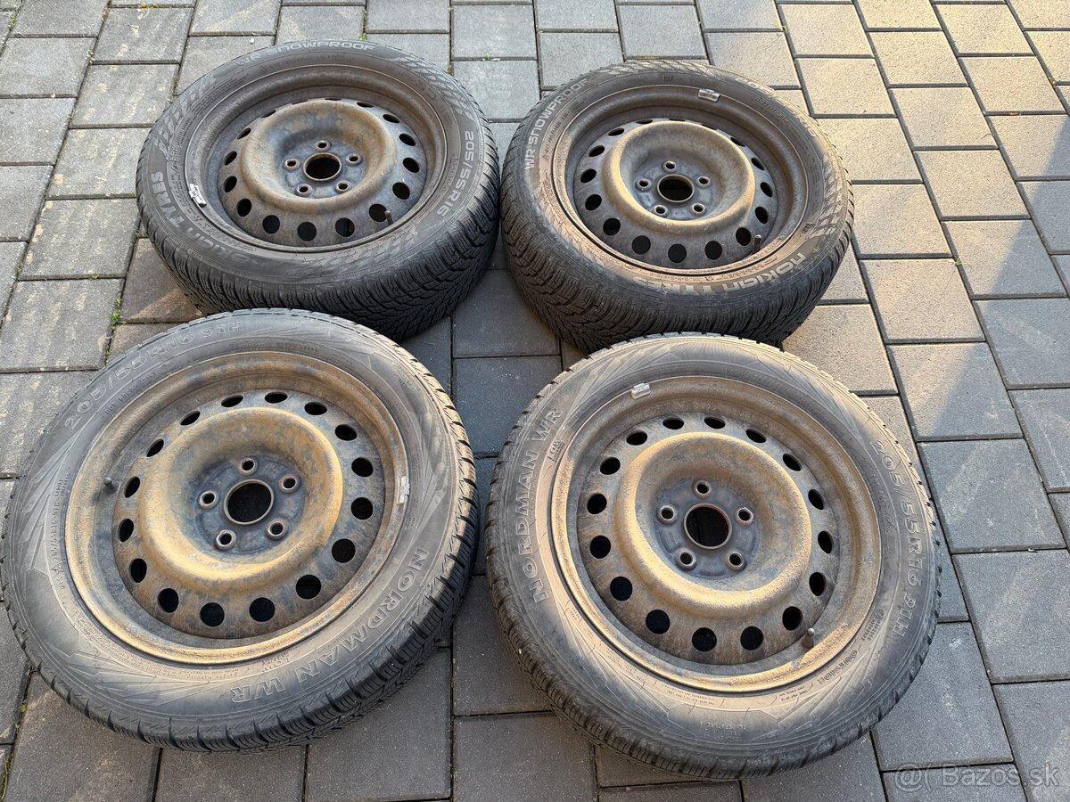 5x114,3 R16 sada plechových diskov - 2