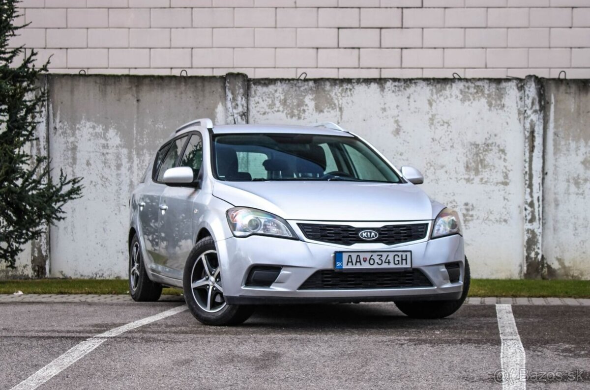 Kia Cee´d SW 1.4 CVVT 16V LX - 2