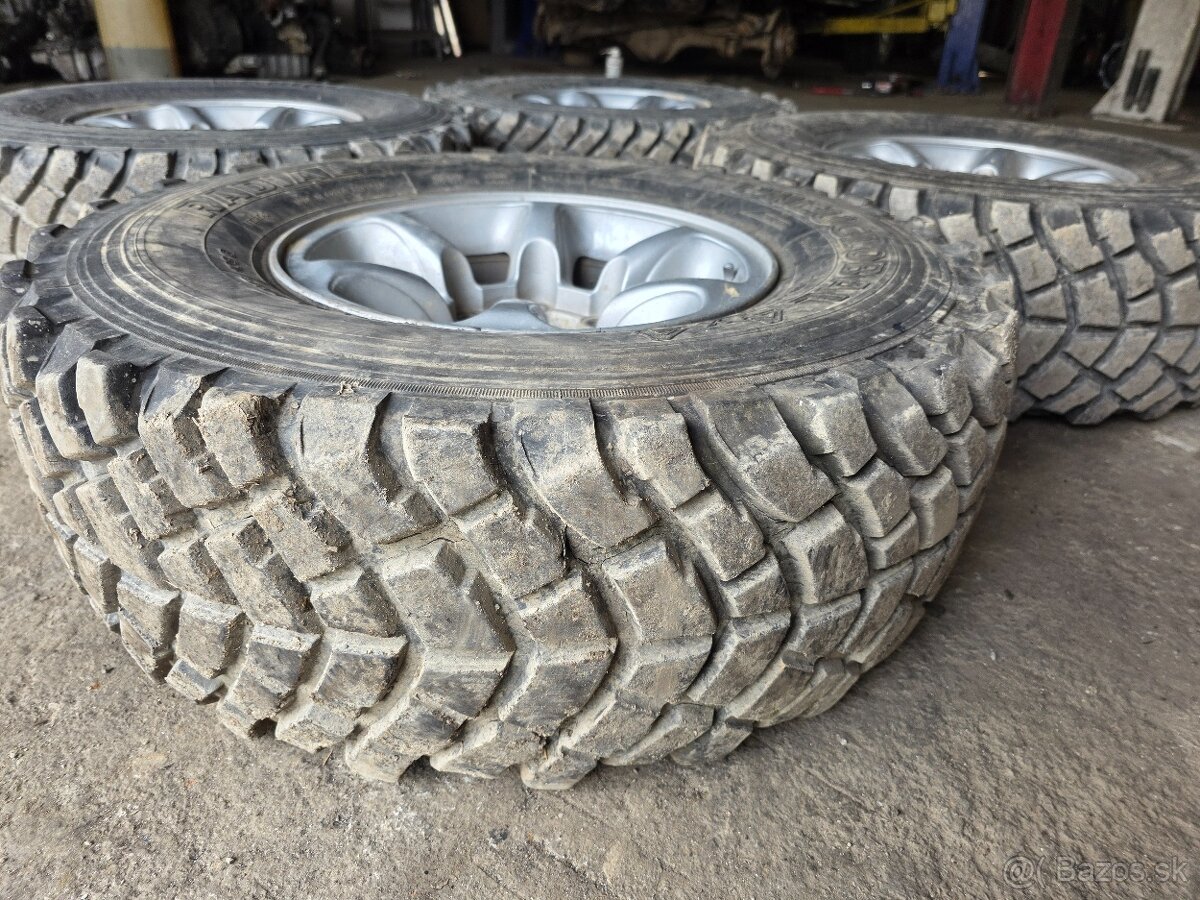 31x10,5 R15 Mitsubishi Pajero - 2