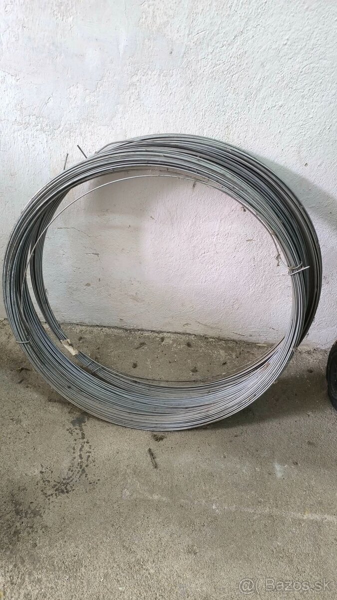 stvorhranné pletivo , stlpy - 2