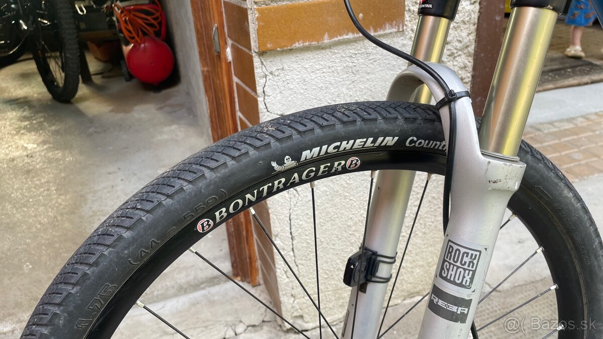 Trek 8000 - 2