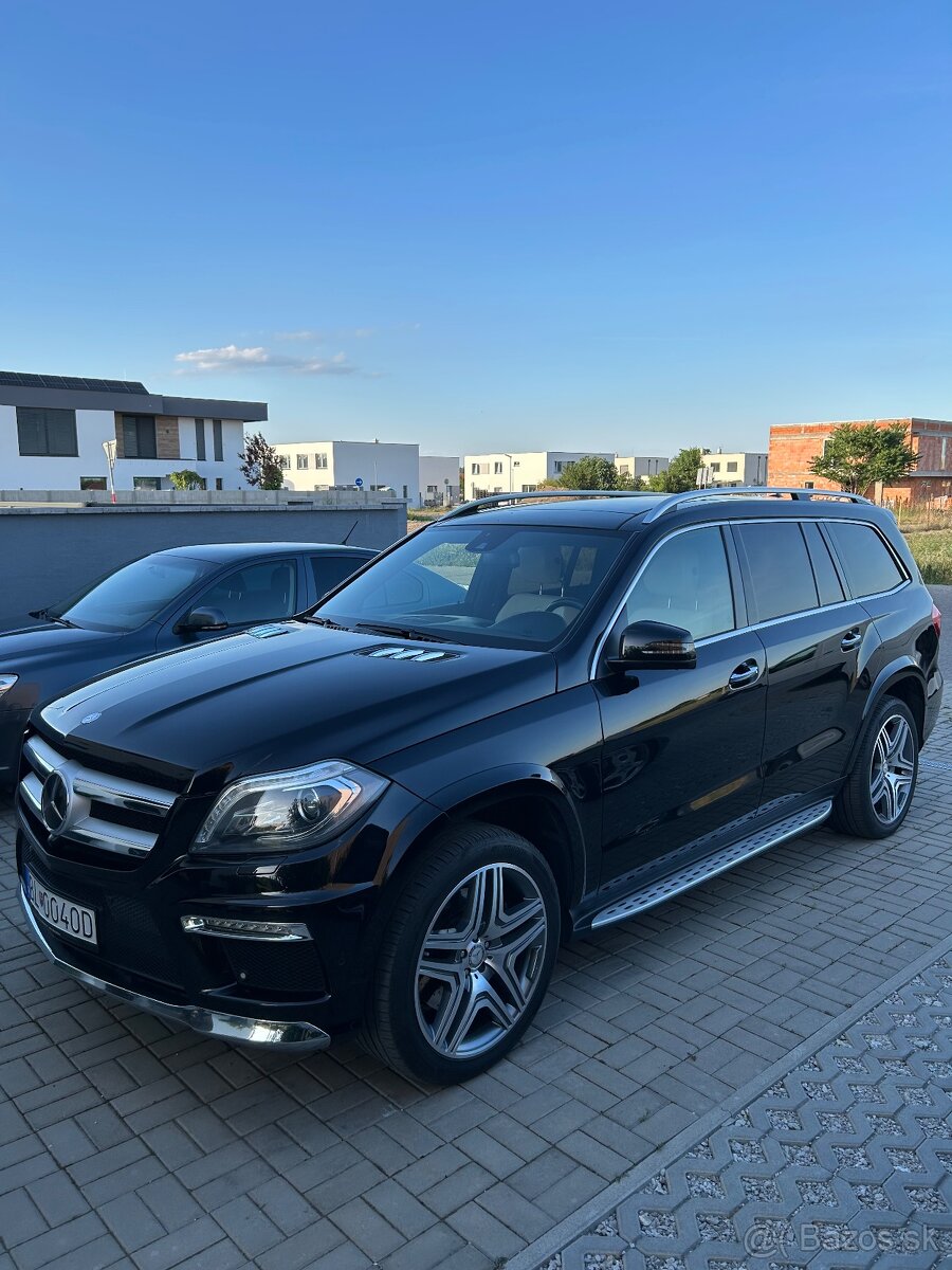 Mercedes-Benz GL350 CDI AMG Line - 2