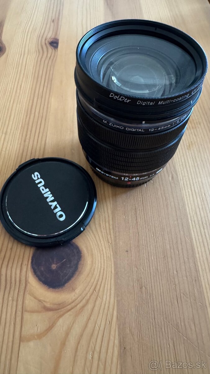 Olympus M.Zuiko Digital ED 12–45 mm f/4 PRO - 2