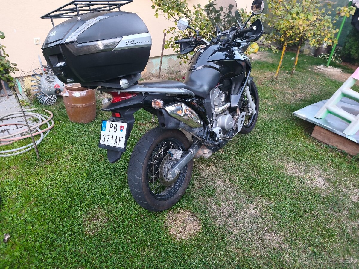Honda Transalp 700 - 2