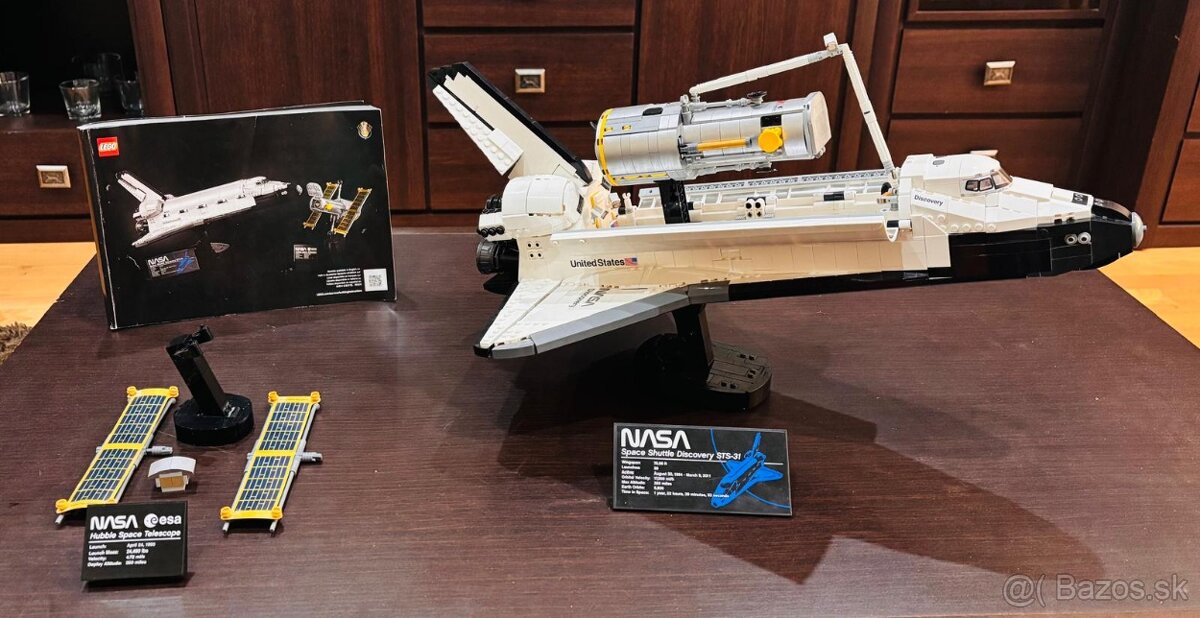 Lego NASA raketoplán Discovery - 2