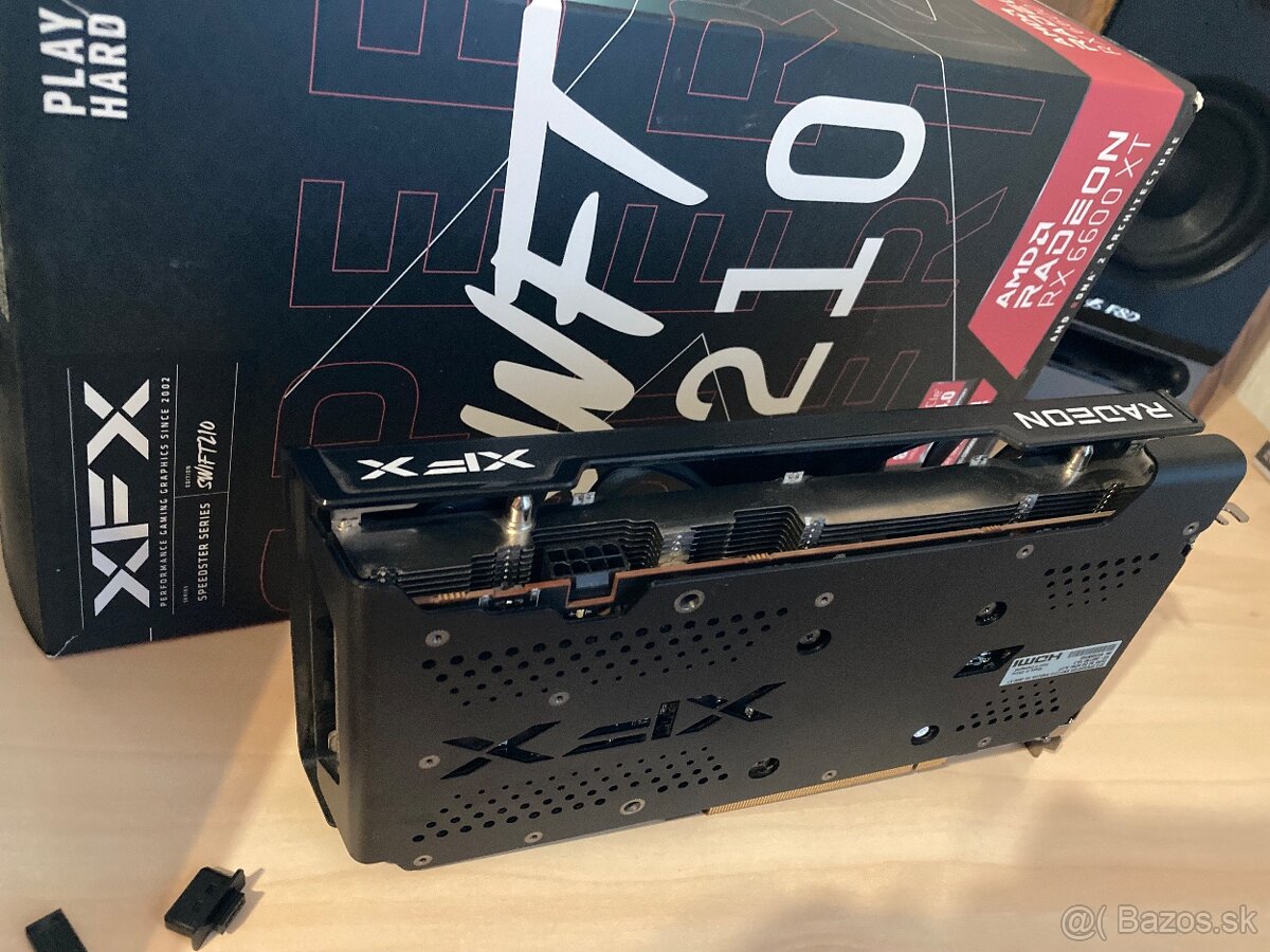 XFX Speedster SWFT 210 AMD Radeon™ RX 6600 XT - 2