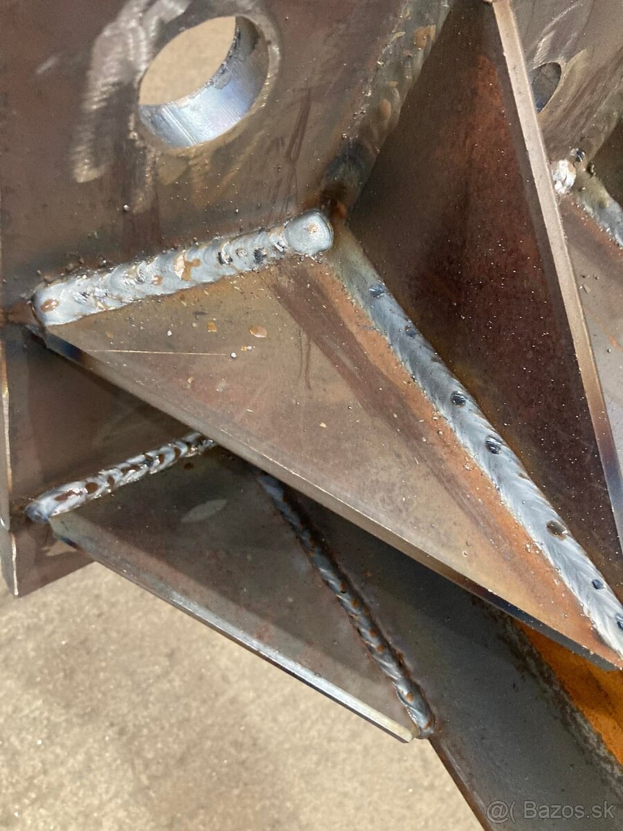 HĽADÁM PRÁCU ZVÁRAČ CO2 - 2