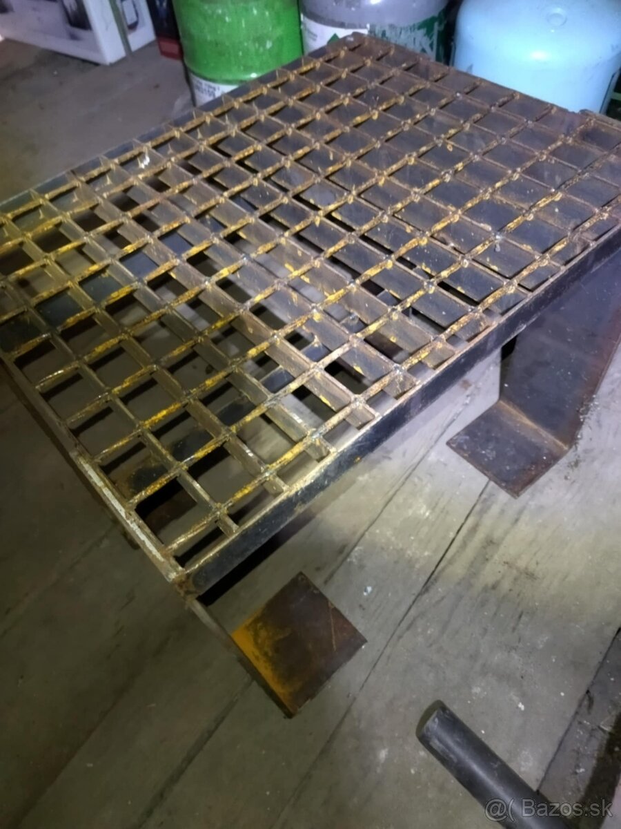 Gril univerzálny - ohnisko - 2