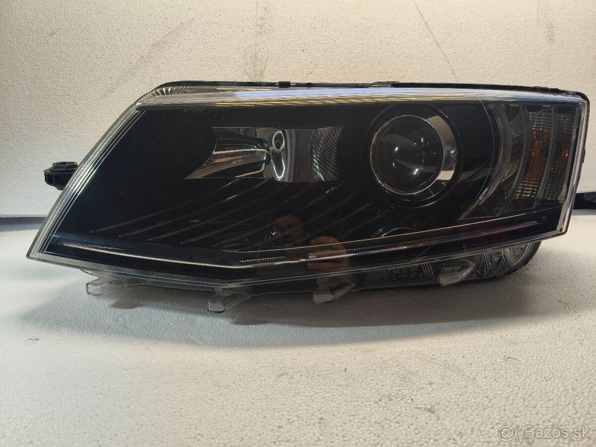 Škoda Octavia 3 predné bixenon D3S LED - 2