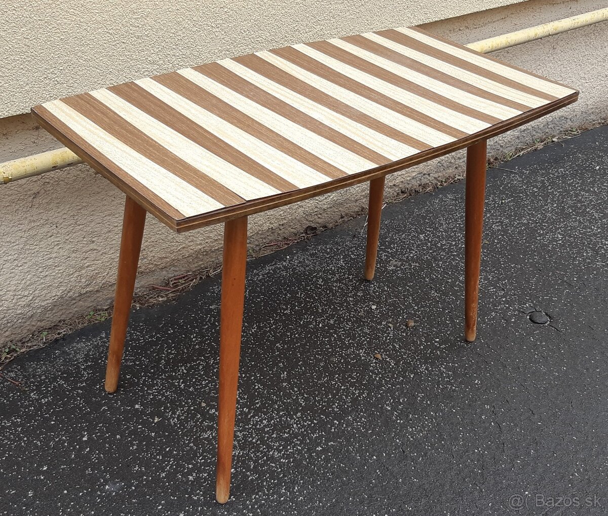 Retro umakartové stolíky - 2