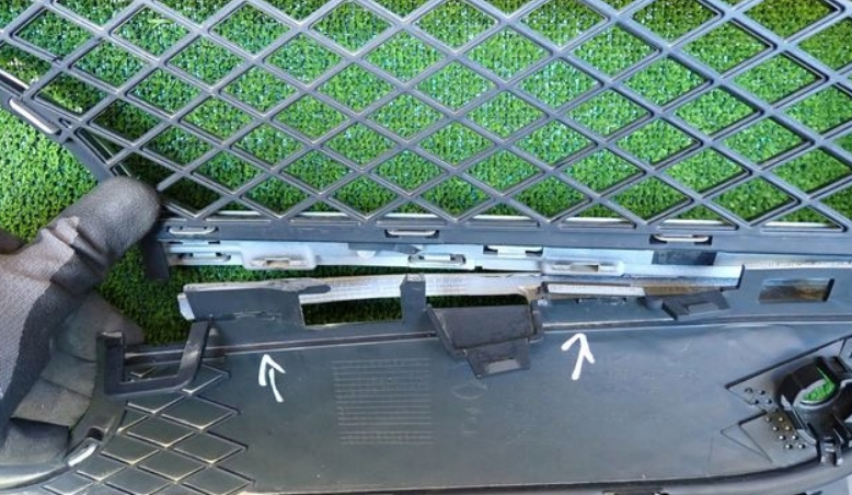 mercedes SLK nárazník w172 - 2