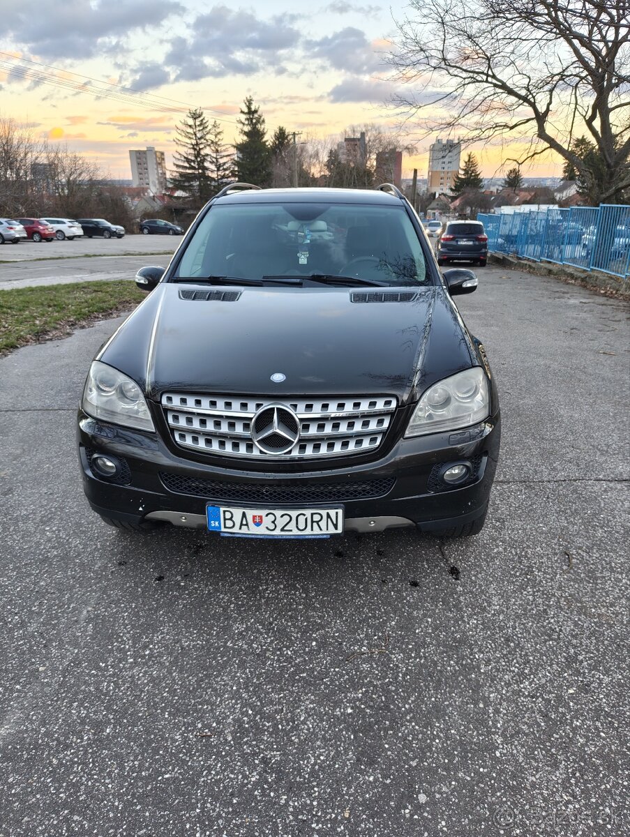 Predám Mercedes-Benz ML 320 CDI - 2