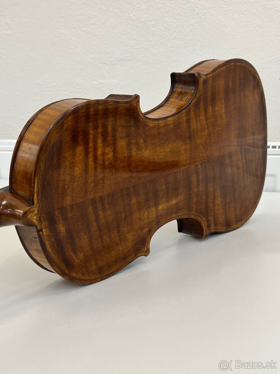 Staré “ploché “husle - 2