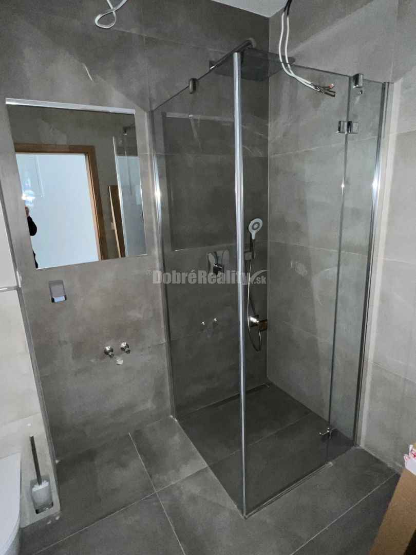 Ponukame na predaj nádherný 2 izbovy byt v novostavbe RIVERS - 2