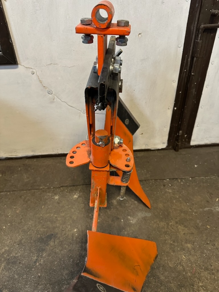 Pluh obracák za malotraktor - 2