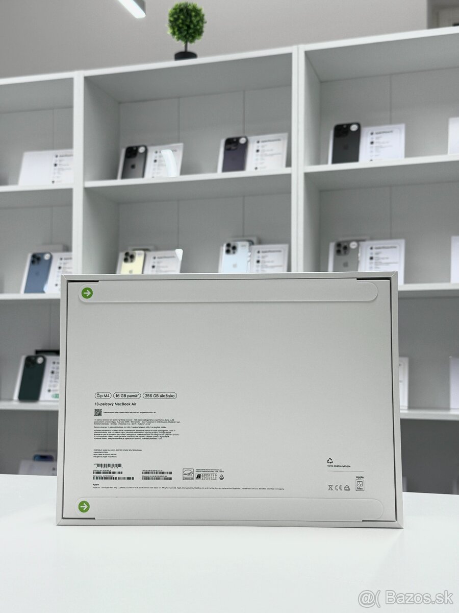 ZÁRUKA 2 ROKY / NOVÝ Apple MacBook Air 13.6” M4 256GB Sky - 2