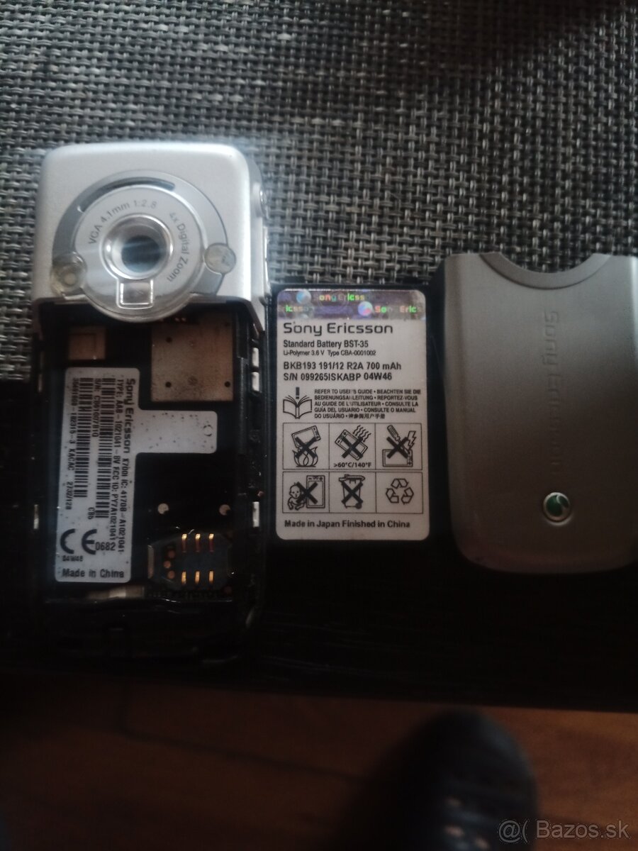 Sony Ericsson K700i - 2