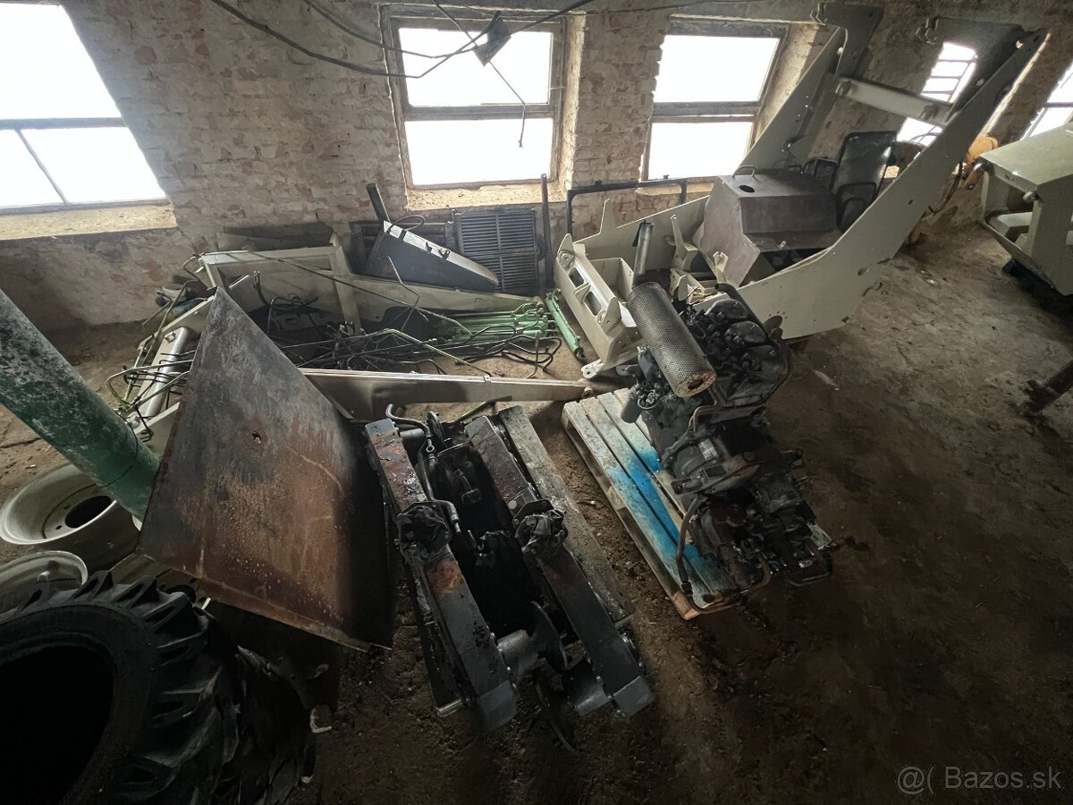 Locust 750 (unc) - 2