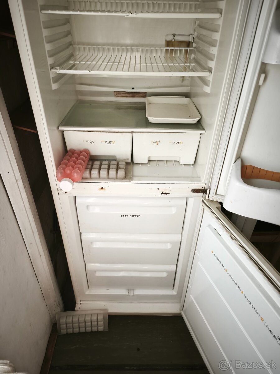 Predám chladničku - 2
