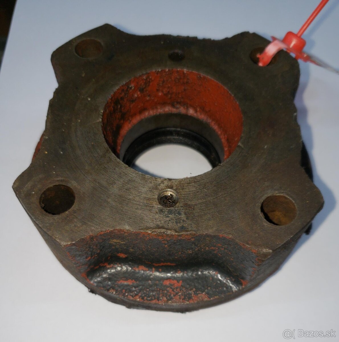 Viečko prevodovky na Zetor - 2