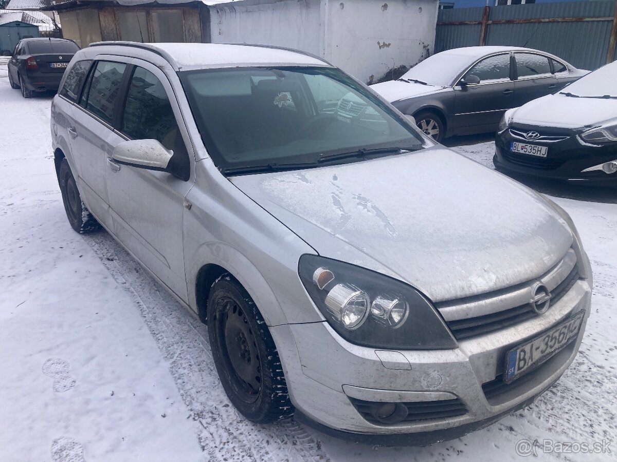 Opel Astra caravan - 2