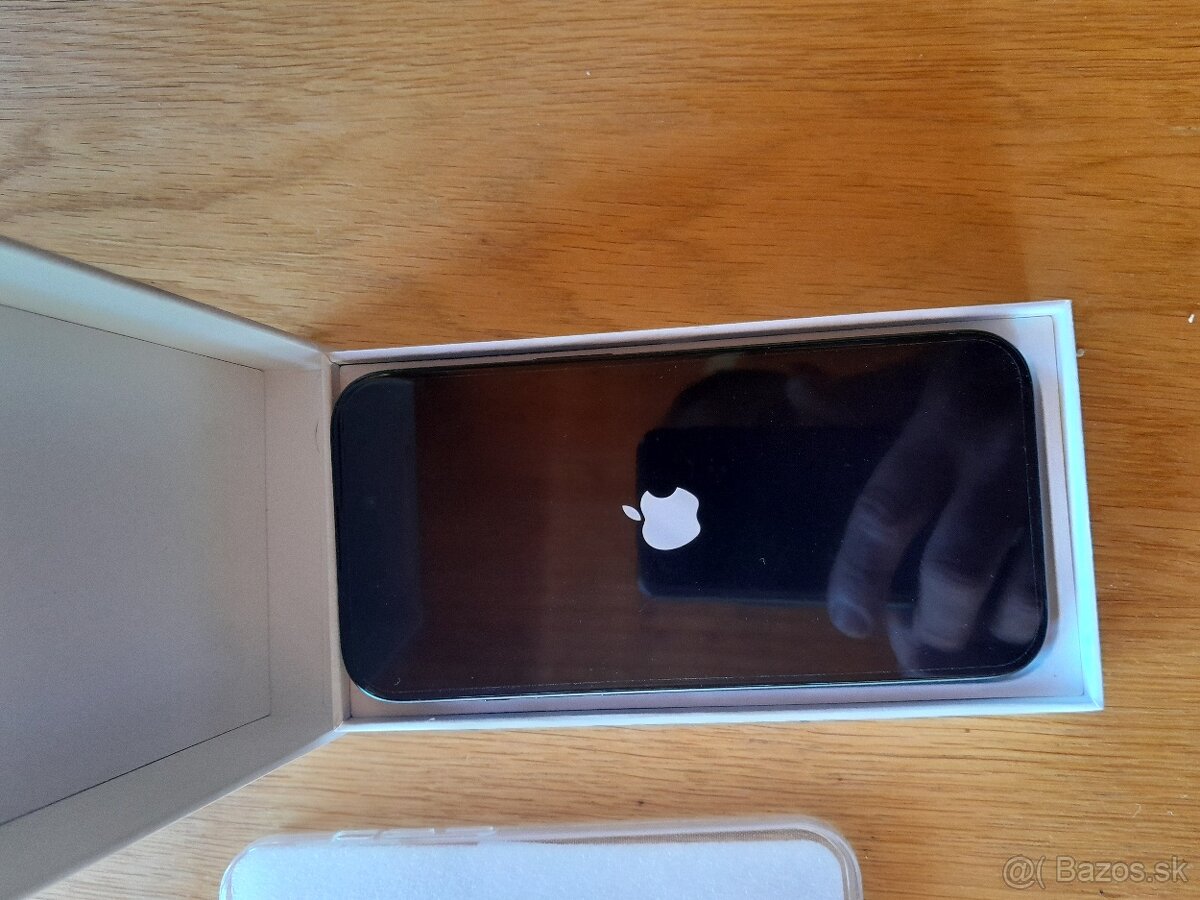 Iphone 15 - 2
