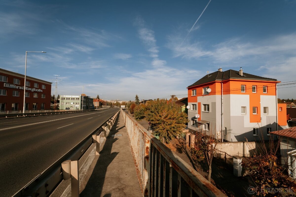 BYTOVÝ DOM - Topoľčany, Tovarnícka ul. - 2