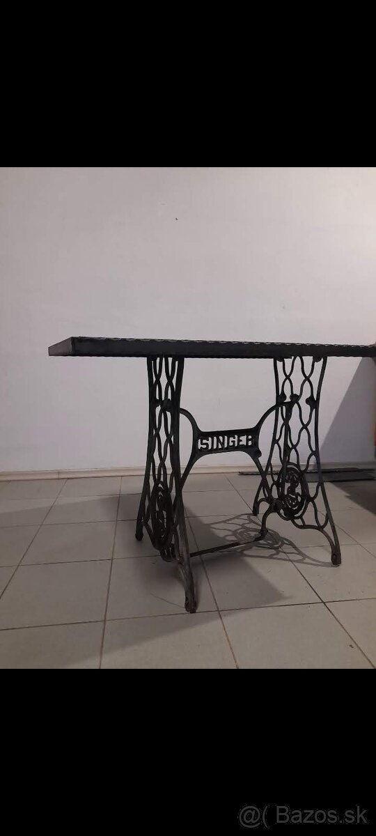 Kovový stôl - 2